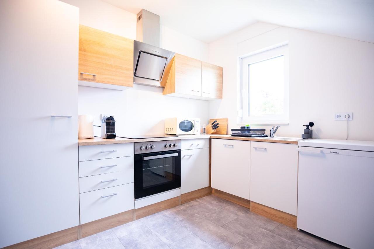 Design-Ferienwohnung In Kelberg Am Nuerburgring: Platz Fuer 6, Kueche, Wifi, Netflix Extérieur photo